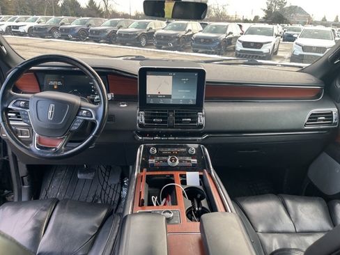 Used 2020 Lincoln Navigator L Reserve w/ Equipment Group 208A Reserve image 26