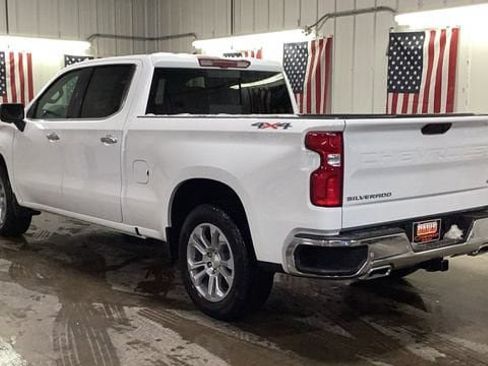 New 2026 Chevrolet Silverado 1500 LTZ w/ LTZ Premium Package AWD/4WD image 4