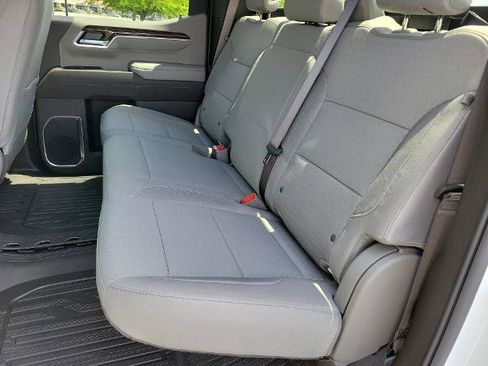 New 2026 GMC Sierra 1500 SLE AWD/4WD image 15