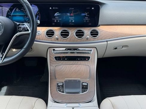 Used 2023 Mercedes-Benz E 350 4MATIC Sedan image 12