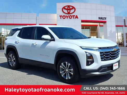 Used 2026 Chevrolet Equinox LT FWD image 1