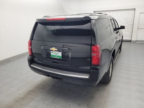 Used 2015 Chevrolet Suburban LTZ image 7