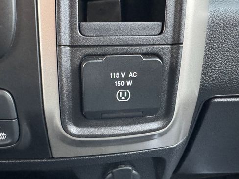 Used 2018 RAM 3500 Big Horn image 44