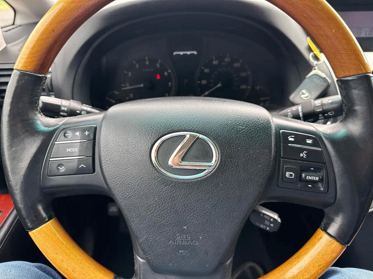 Used 2010 Lexus RX 350 2WD w/ Premium Pkg image 20