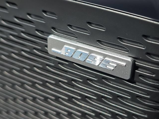 Used 2025 Chevrolet Traverse RS FWD image 28