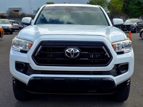 Used 2020 Toyota Tacoma SR w/ SR Convenience Package AWD/4WD image 2