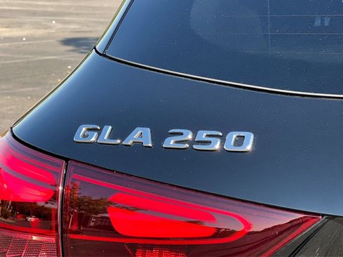 Certified 2026 Mercedes-Benz GLA 250 image 25