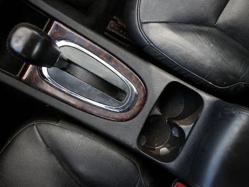 Used 2013 Chevrolet Impala LTZ FWD image 34