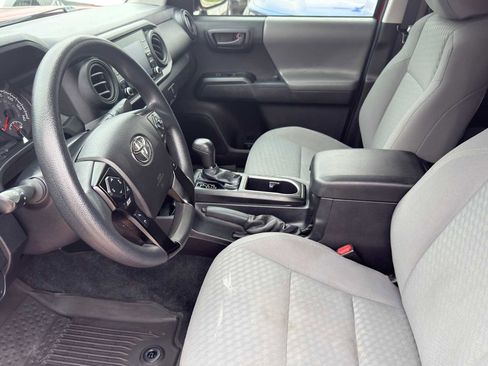 Used 2021 Toyota Tacoma SR w/ SR Convenience Package RWD image 10