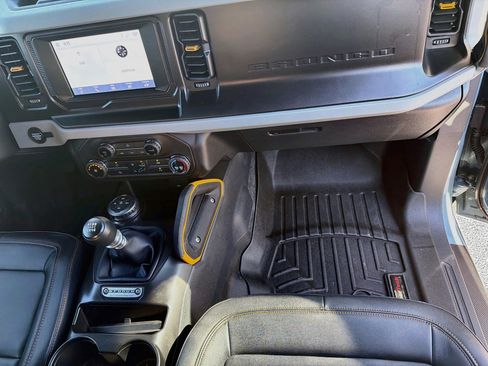 Used 2021 Ford Bronco Badlands AWD/4WD image 17