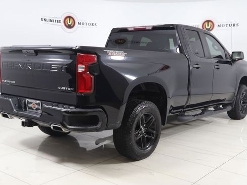 Used 2019 Chevrolet Silverado 1500 Custom Trail Boss w/ Custom Convenience Package AWD/4WD image 3
