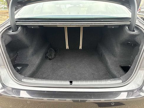 Used 2020 BMW 540i xDrive w/ Premium Package image 26