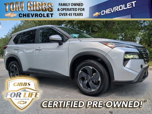 Used 2024 Nissan Rogue SV FWD image 1