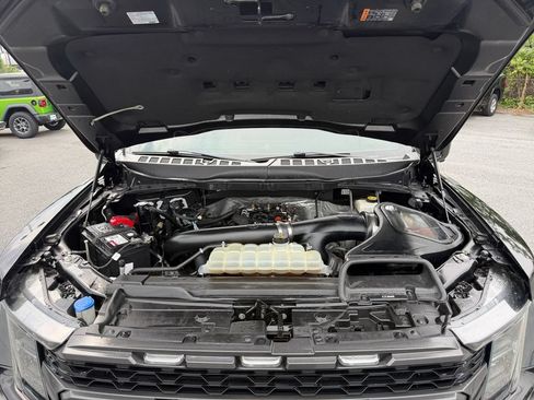Used 2022 Ford F150 Raptor w/ Equipment Group 801A High AWD/4WD image 18