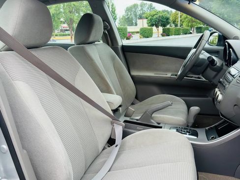 Used 2006 Nissan Altima 3.5 SE FWD image 11