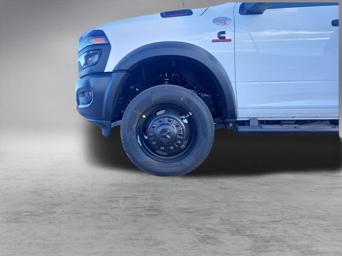 New 2026 RAM 5500 Tradesman image 23