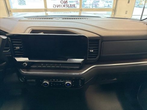 Used 2024 GMC Sierra 2500 SLT image 23