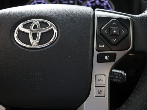 Used 2022 Toyota 4Runner Limited AWD/4WD image 33