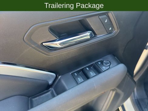 Used 2023 Chevrolet Colorado Z71 w/ Z71 Convenience Package 2 AWD/4WD image 27