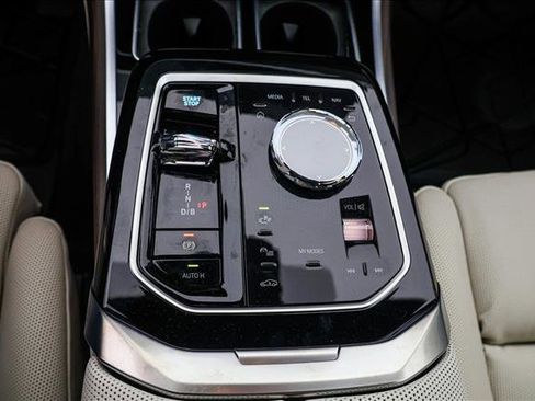 New 2026 BMW i7 xDrive60 AWD/4WD image 18