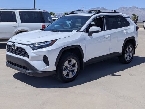 Used 2024 Toyota RAV4 XLE w/ Convenience Package FWD image 5