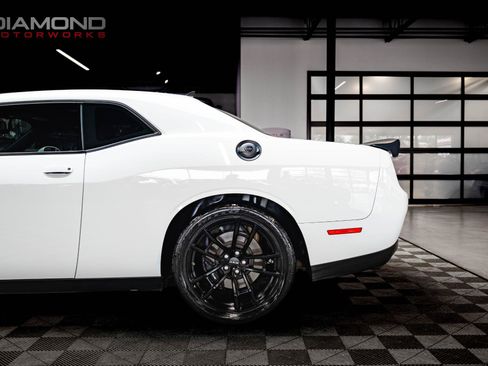 Used 2023 Dodge Challenger SRT Hellcat RWD image 17