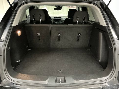 Used 2023 Chevrolet TrailBlazer LT w/ Convenience Package FWD image 27