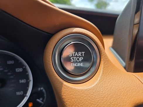 Used 2025 Lexus IS 350 F Sport RWD image 31