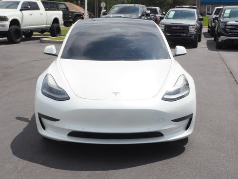Used 2022 Tesla Model 3 Long Range AWD/4WD image 2