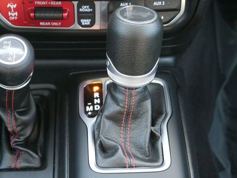 Used 2021 Jeep Wrangler Unlimited Rubicon image 23