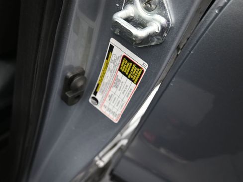 Used 2021 Subaru Ascent Premium w/ Sport Package AWD/4WD image 8