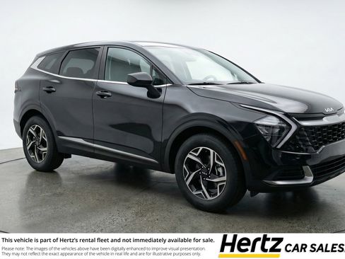 Used 2025 Kia Sportage LX image 1