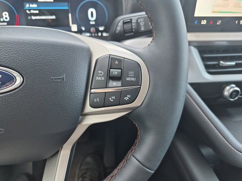 New 2026 Ford Explorer Active w/ Active Comfort Package image 26