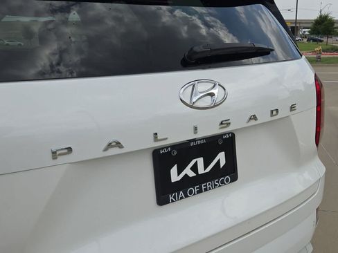 Used 2021 Hyundai Palisade Limited FWD image 12