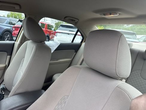 Used 2010 Ford Fusion SE FWD image 21