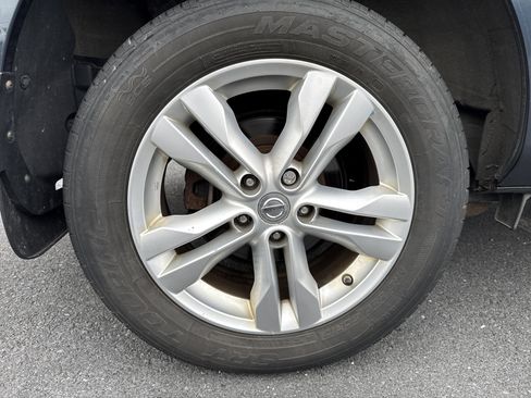 Used 2013 Nissan Rogue SV image 11