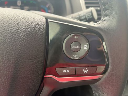 Used 2021 Honda Pilot Special Edition image 16