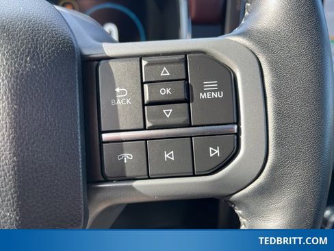 Used 2023 Ford F150 Lariat w/ Equipment Group 502A High image 30