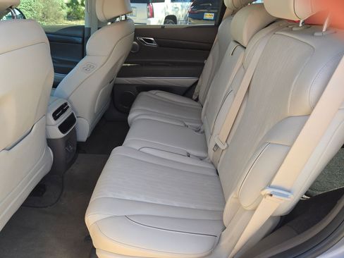 Used 2023 Genesis GV80 2.5T w/ Advanced Package image 13