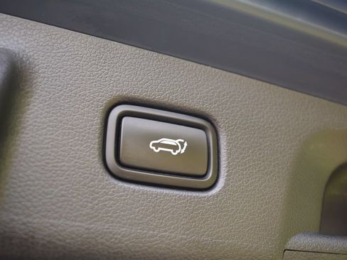 Used 2024 Hyundai Palisade Limited AWD/4WD image 30