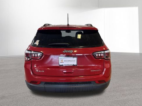 Used 2018 Jeep Compass Sport AWD/4WD image 4