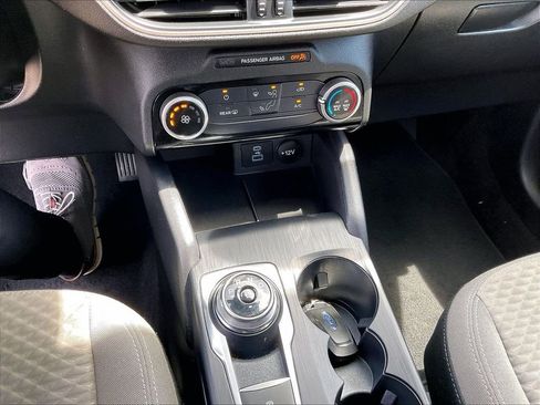 Used 2022 Ford Escape SE AWD/4WD image 25