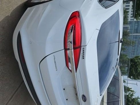 Used 2018 Ford Fusion SE FWD image 3