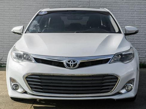 Used 2015 Toyota Avalon Limited FWD image 5