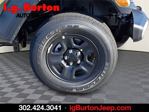 New 2026 Jeep Gladiator Sport image 6