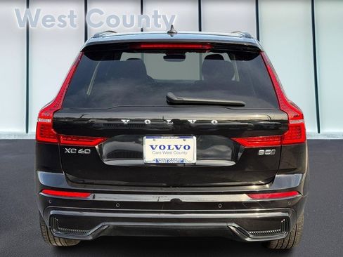 Certified 2025 Volvo XC60 B5 Plus image 6