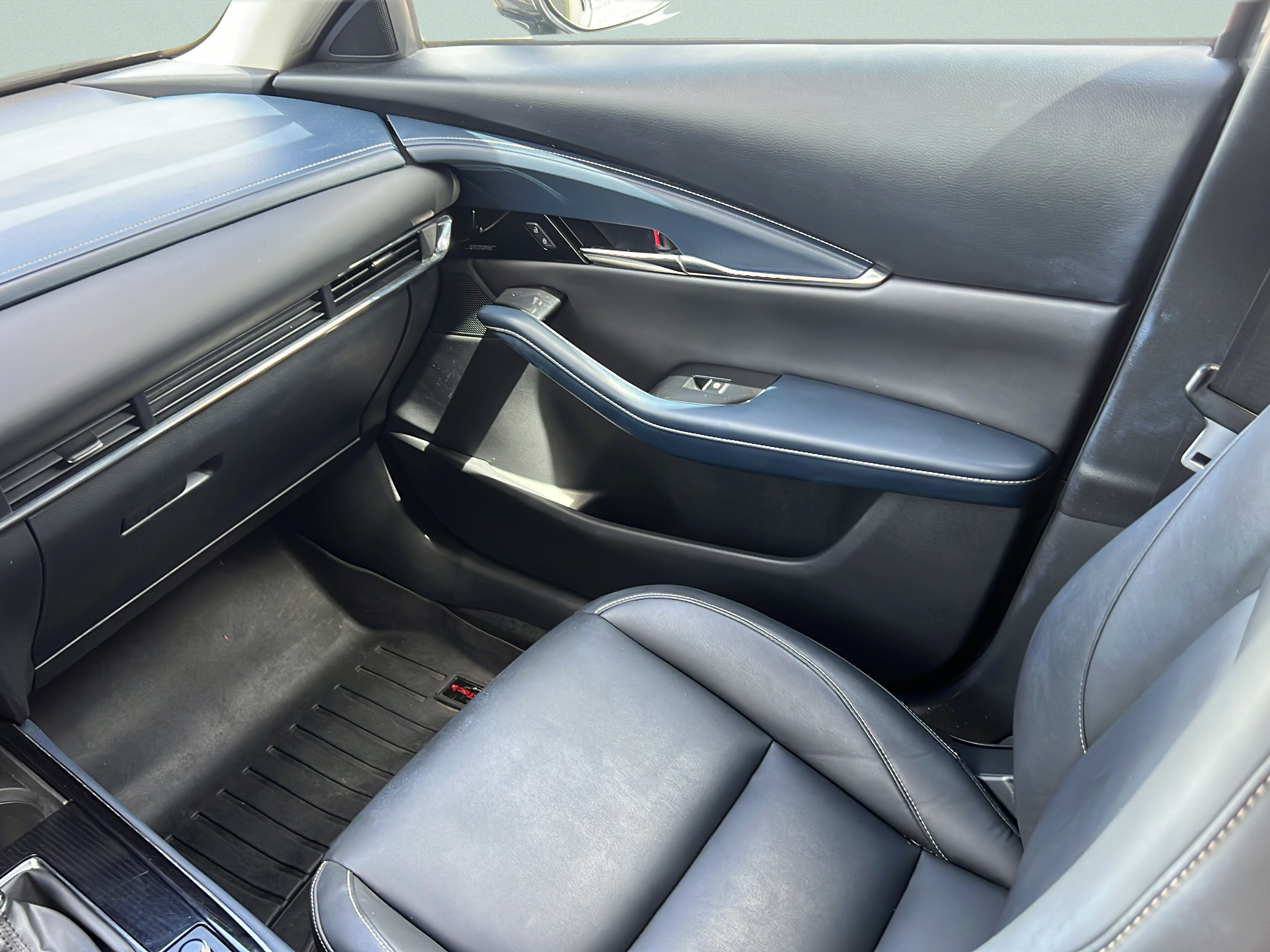 Used 2020 MAZDA CX-30 AWD w/ Preferred Package image 13