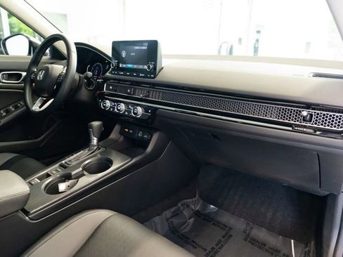 Used 2024 Honda Civic EX-L image 29