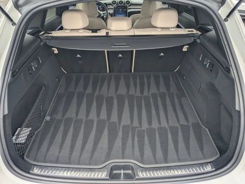 Used 2023 Mercedes-Benz GLC 300 image 16