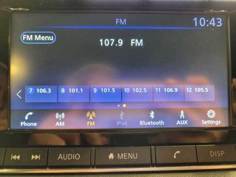 Used 2024 Nissan Sentra S image 25